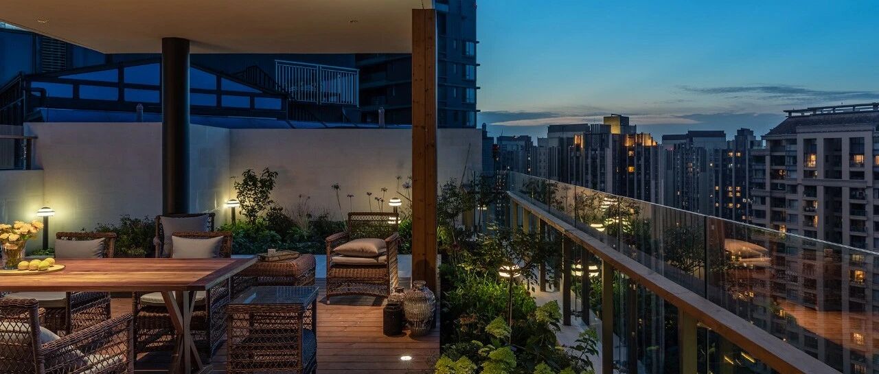 买不起别墅就买顶楼带露台？