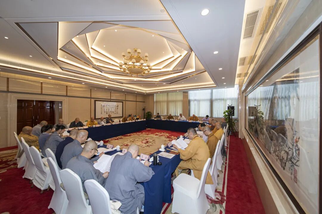省佛协七届十八次会长会议在杭召开