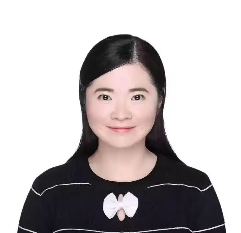 庄丽英个人证件照.jpg