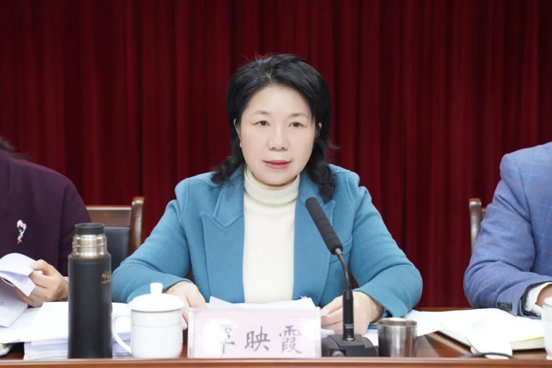 会上,市六中,十中,二中,四中,十二中,黄埔双语学校分别围绕抓好学校