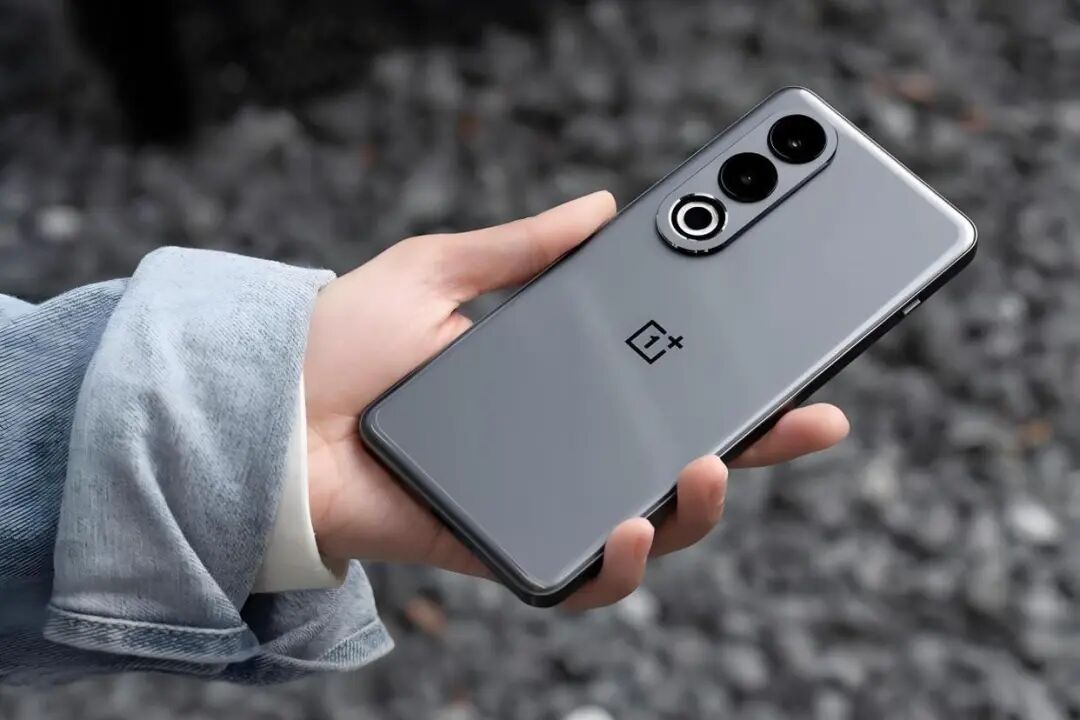 2025“信号强最佳”4款手机，网络很稳定，最低仅1599元