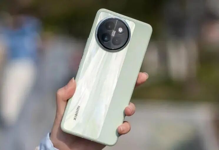 2024几乎“无短板”的四款中端手机，配置强劲价格香，流畅用五年