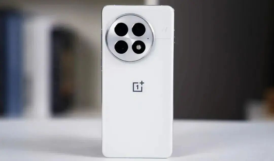 2025换手机就选“口碑好”的，这3款可以“一步到位”