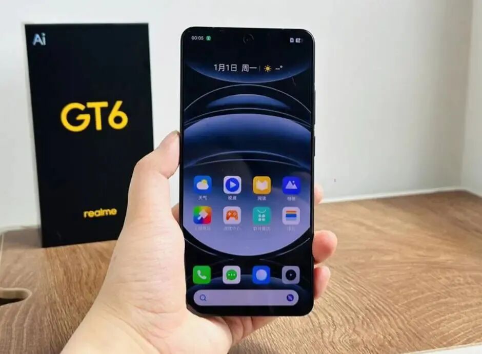 10月就不买曲面屏？可以考虑这4款512G的直屏手机，流畅用五年