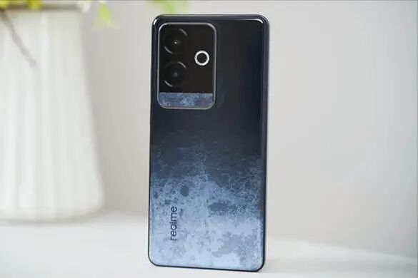 2025国补后，近乎“无差评”的4款手机，16+512GB成“价格屠夫”