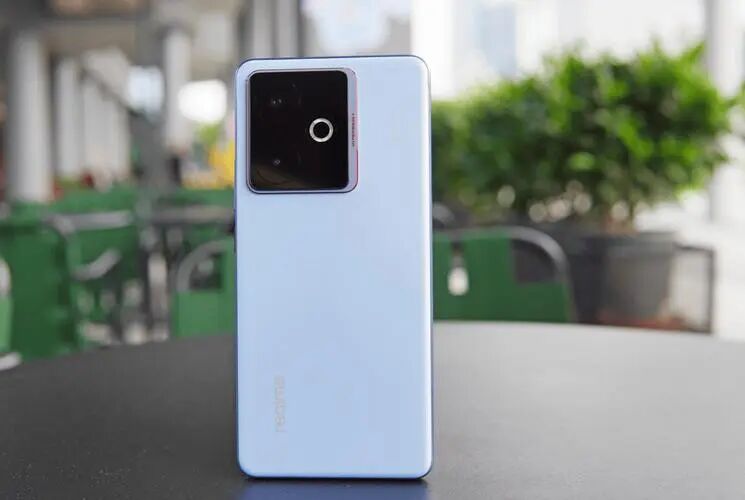 618国补后，“续航巨猛”的4款手机，16+512GB价格还“不贵”