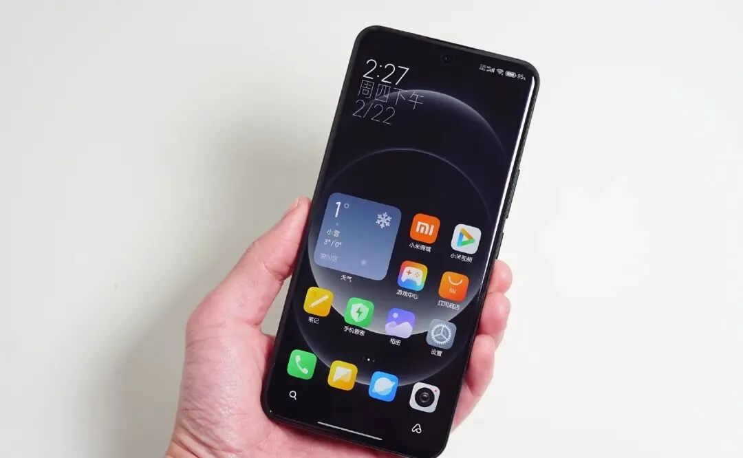 换手机建议“别太小气”，目前这4款值得入手，一步到位能用6年