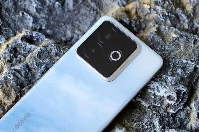 7000mAh起！2025“最受欢迎”的3款“超长续航”手机