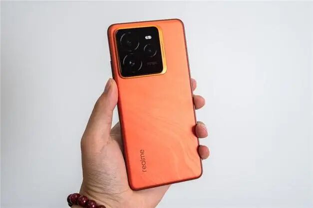 2024年几乎“零差评”的手机！可以闭眼入