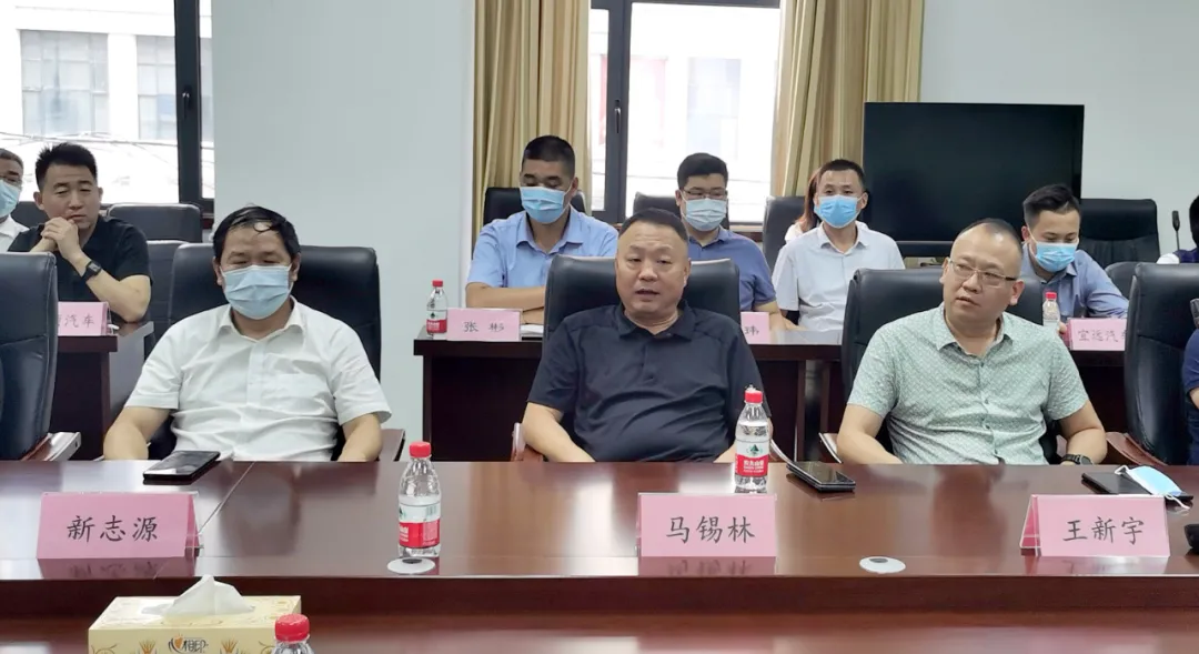 “万人助万企”调研座谈会在大中原国际汽车城召开 “万人助万企”调研座谈会在大中原国际汽车城召开