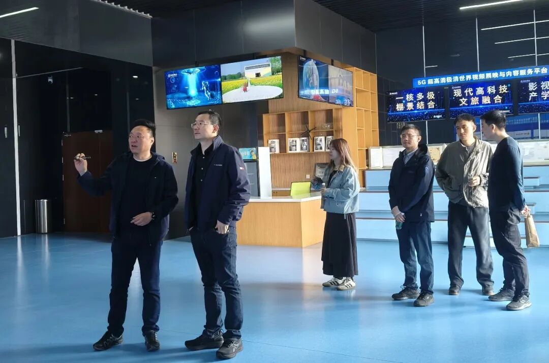 共探AIGC时代产教融合与文化出海新路径|爱奇艺副总裁一行专题调研川传影视硅谷