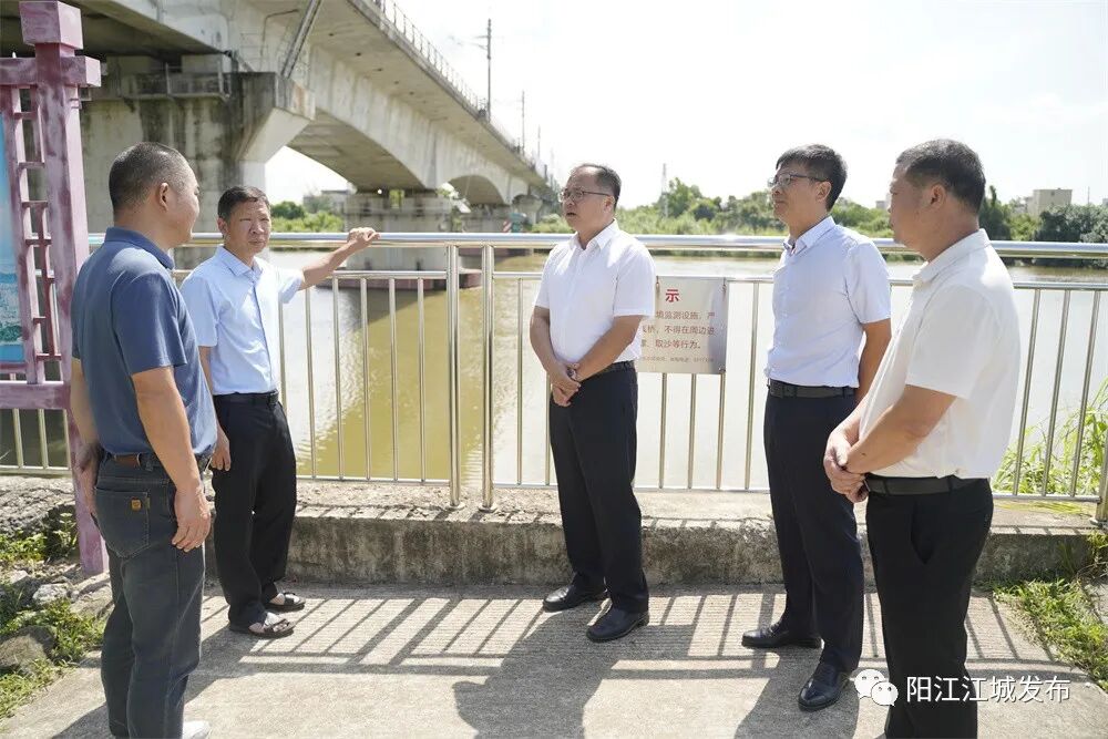 梁小昌调研河长制,林长制,重大安全隐患和食品安全工作 -阳江市江城区