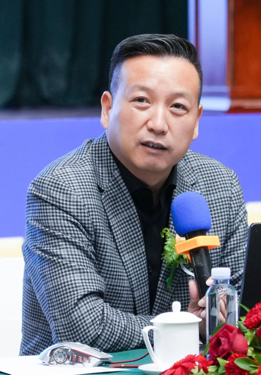 新 领 航 集团召开2024年第三届战略发展研讨会