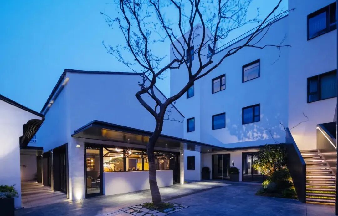 巴厘岛酒店套餐329元起含早 希尔顿康莱德LXR多店可选 有效期至10月