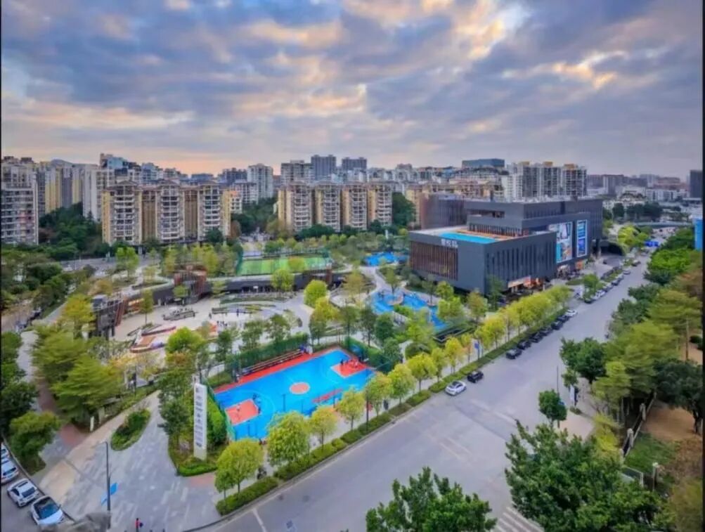 白云新世界云耀105-121㎡四*五房，值不值得买？