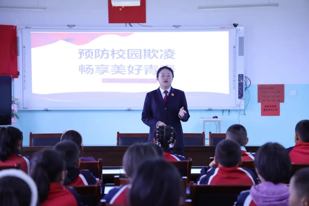 额敏县开展形式多样的全民国家安全教育日宣传活动