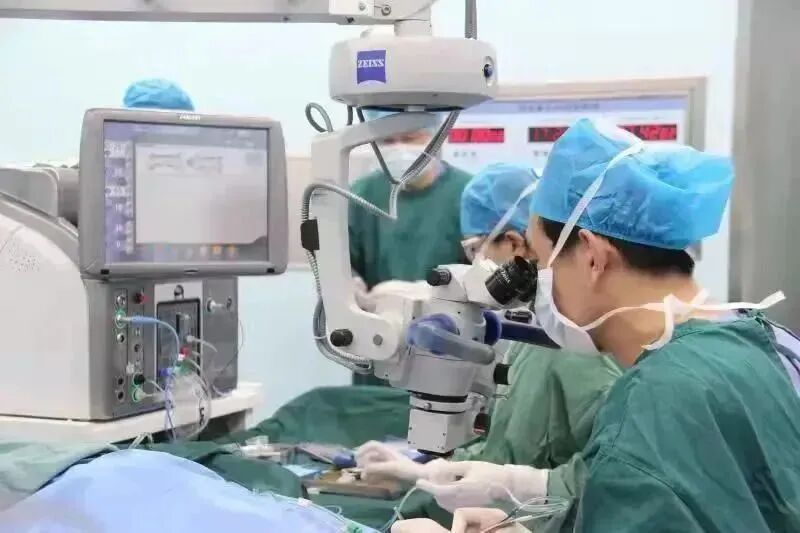 眼底激光机有什么牌子【特色诊疗】免散瞳、成像快，这种“相机”让眼底病变无所遁形_https://www.jmylbn.com_新闻资讯_第14张