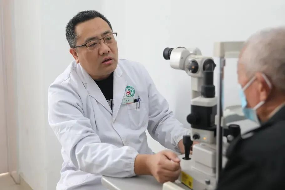 眼底激光机有什么牌子【特色诊疗】免散瞳、成像快，这种“相机”让眼底病变无所遁形_https://www.jmylbn.com_新闻资讯_第10张