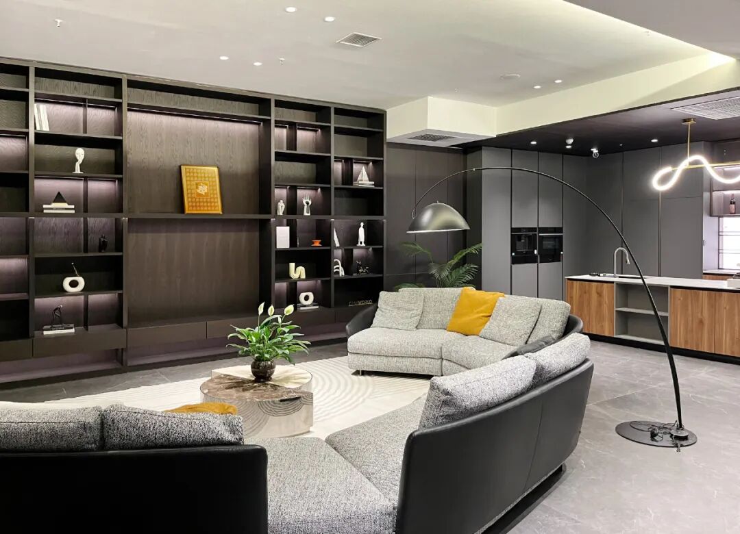 中国邮政甲辰龙年足金邮票重磅来袭！龙腾四海，收藏圈坐不住了！