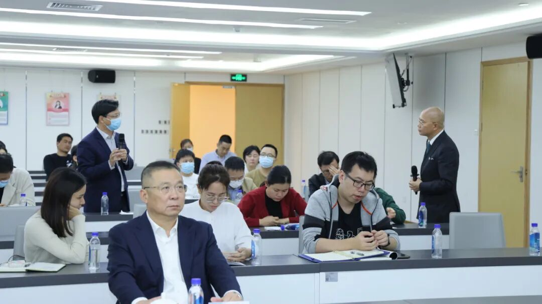 桥已建好，何必再摸着石头过河?(图16)