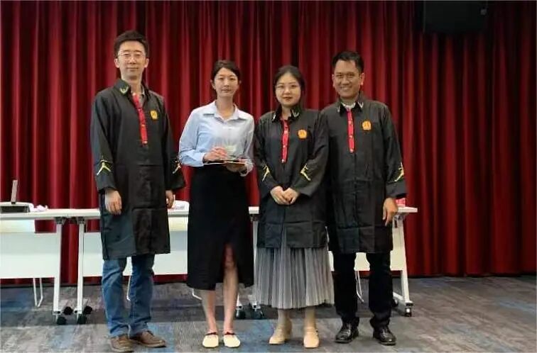 沉浸式学法 | 中量第一次“模拟法庭”开庭啦！(图5)