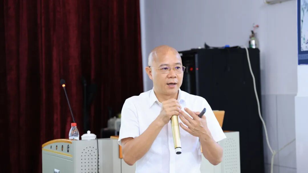 董事长一行受邀为吴川市做建设项目谋划与风险防控专题培训(图4)