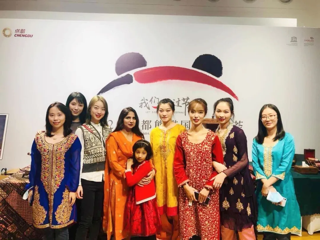 成都对外经贸促进会多地联动庆祝祖国71周年华诞 成都对外经贸促进会多地联动庆祝祖国71周年华诞