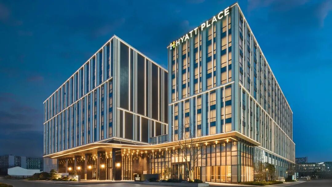 Hyatt Place Nanjing Xuanwu Building Night