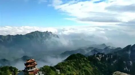 洛阳白云山，晨观日出，夜望星海，隐居做个活神仙