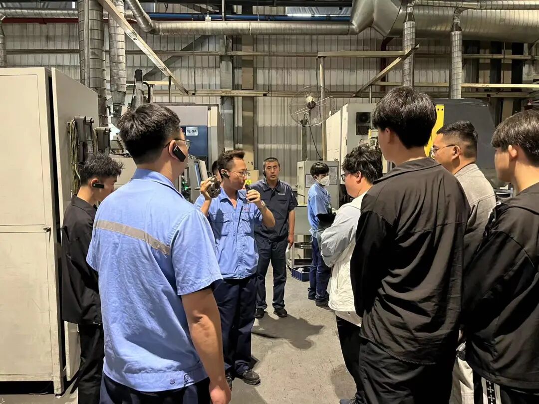 mmexport1685347955657