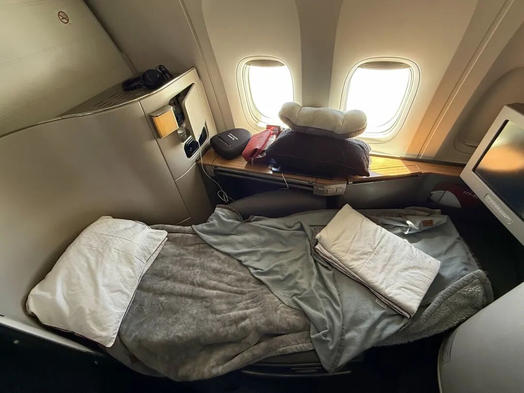 美国航空777真头等舱11月停售 110K里程末班车体验