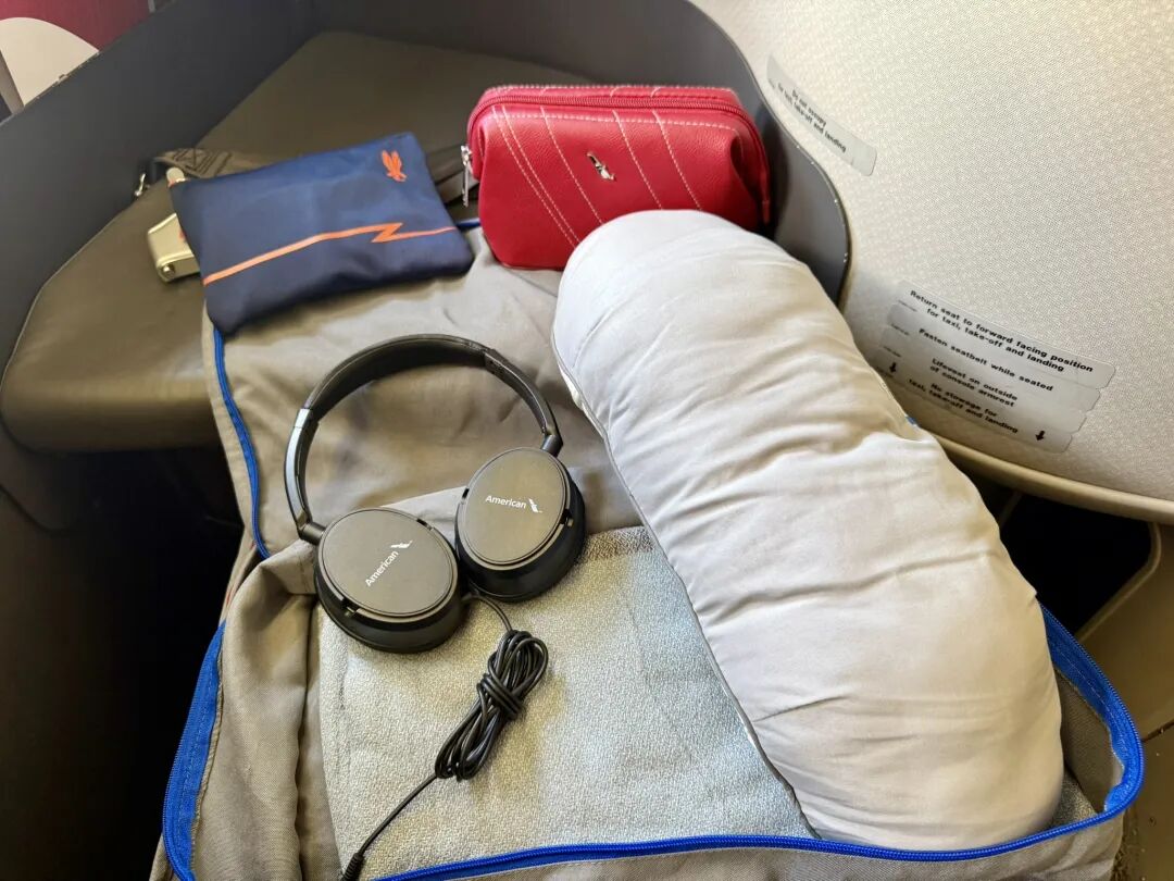 美国航空777真头等舱11月停售 110K里程末班车体验
