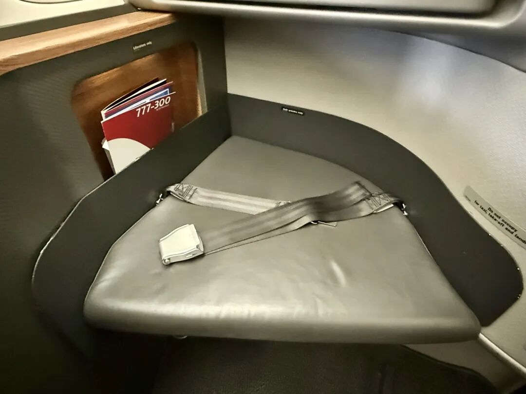美国航空777真头等舱11月停售 110K里程末班车体验