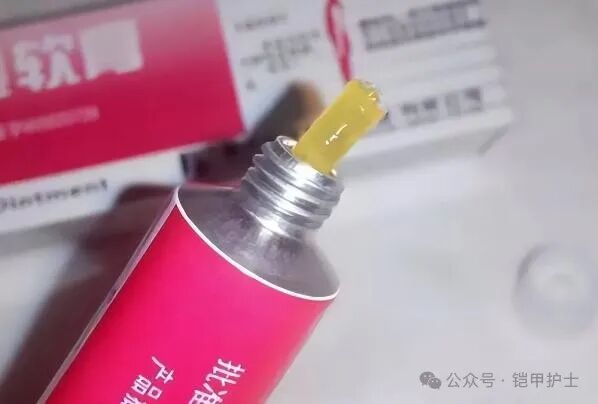 纱布有什么红霉素软膏，在眼部涂两下，身体会有什么变化？建议来了解下_https://www.jmylbn.com_新闻资讯_第1张