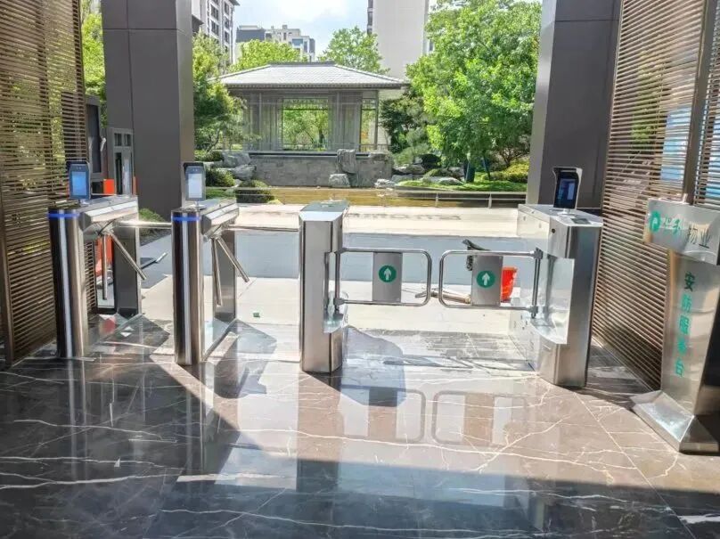 智泊心选：智慧社区人行门禁设备选购攻略新鲜出炉！