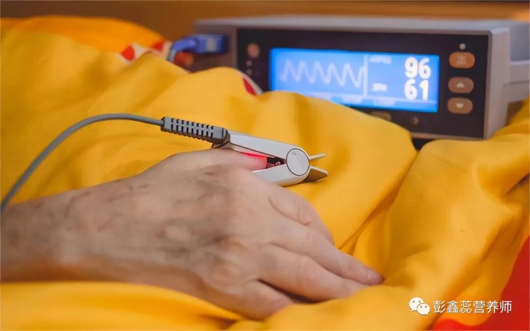 制氧机为什么老是出水给老人买的制氧机、血氧仪，你真的会用吗？很多人都没用对_https://www.jmylbn.com_新闻资讯_第4张