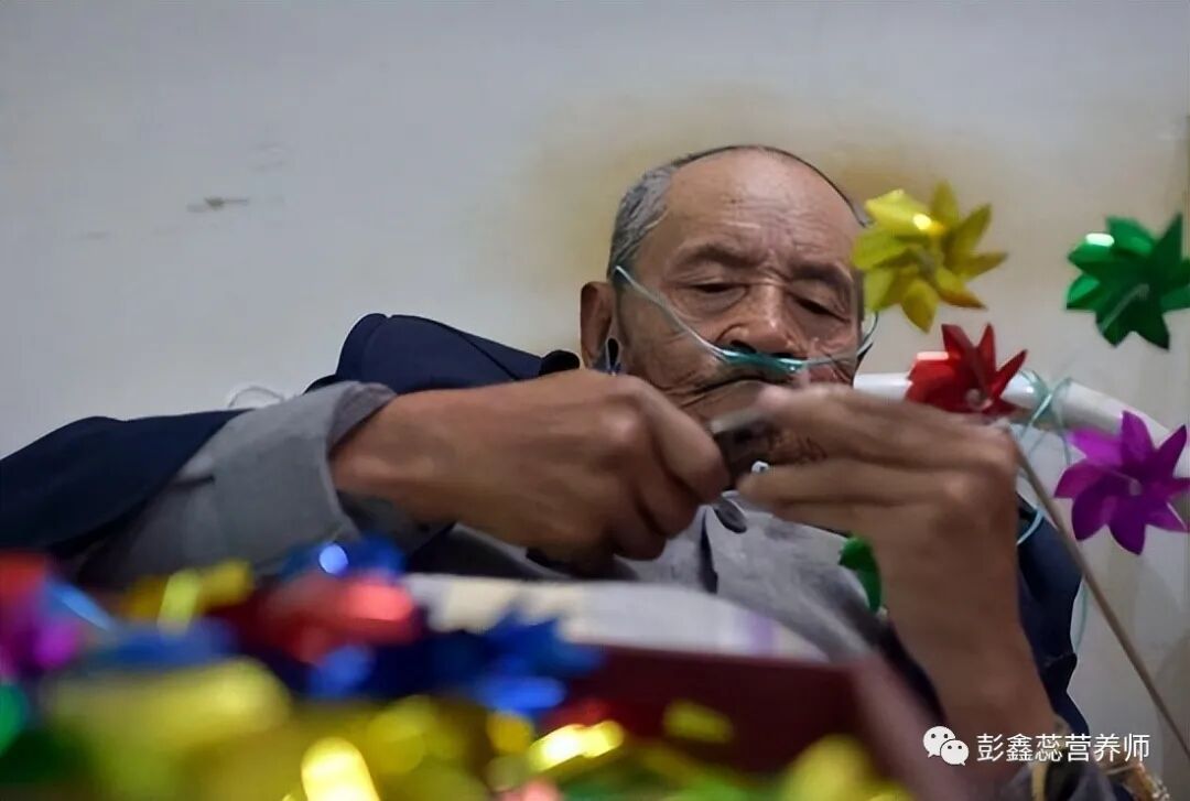 制氧机为什么老是出水给老人买的制氧机、血氧仪，你真的会用吗？很多人都没用对_https://www.jmylbn.com_新闻资讯_第3张