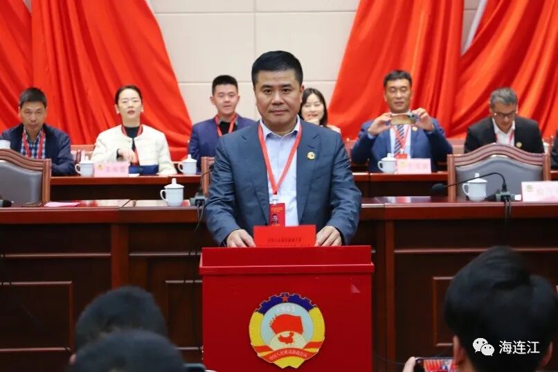 快讯！吴思斌当选县政协主席
