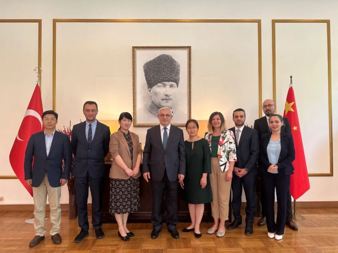 土耳其驻华大使穆萨博士(dr.