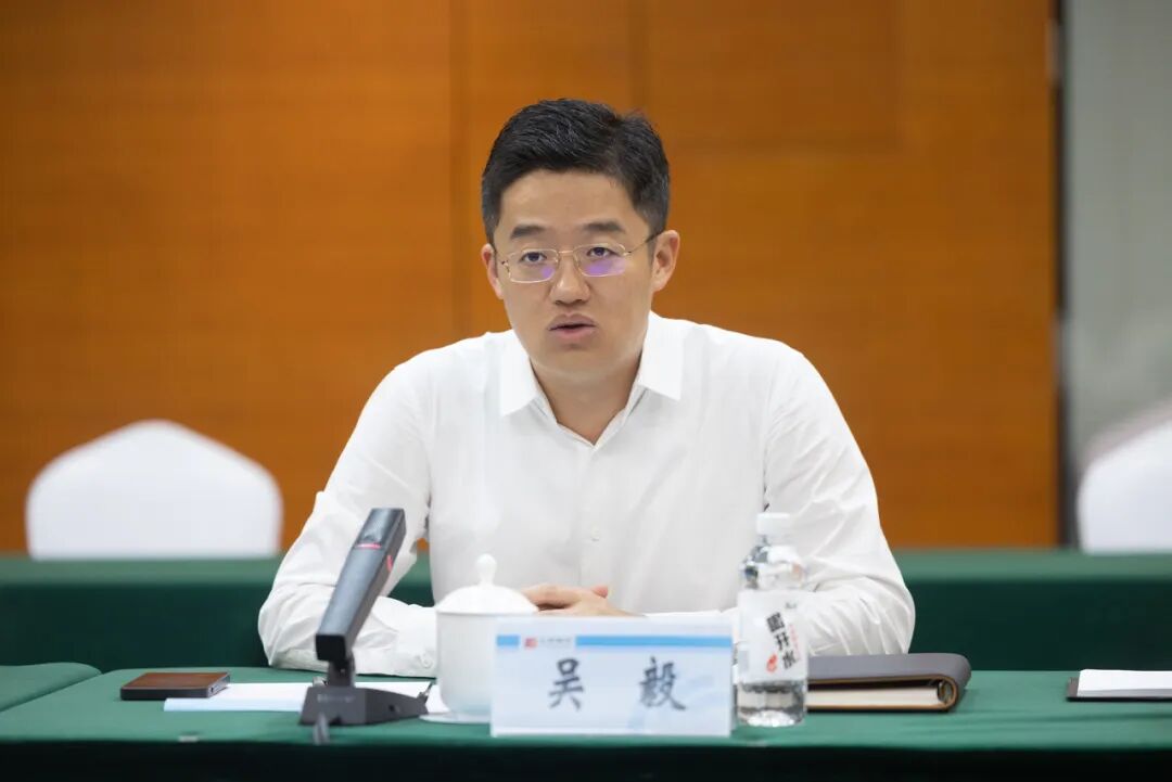 首页>新闻中心>正文>吴毅总裁对张龙强院长一行的到来表示热烈欢迎