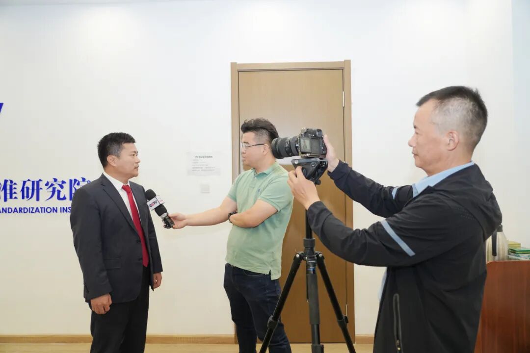 打卡了 | 中央电视台记者来院采访并打卡