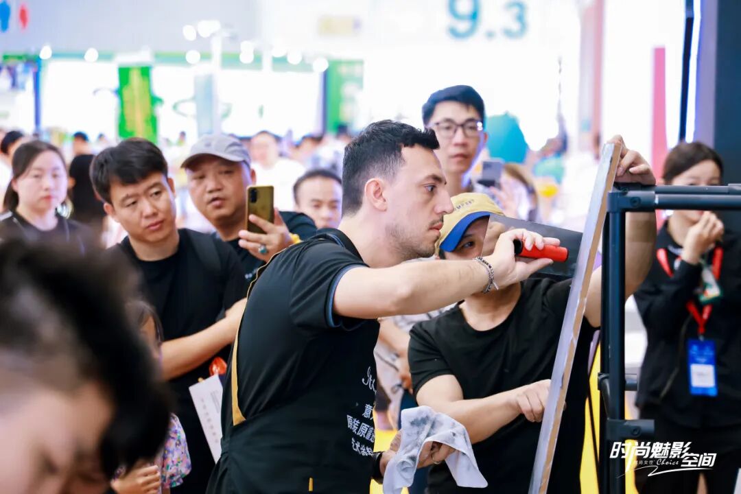 “重构时尚尺度 定义女性美学”乔瓦尼中国建博会创新之旅