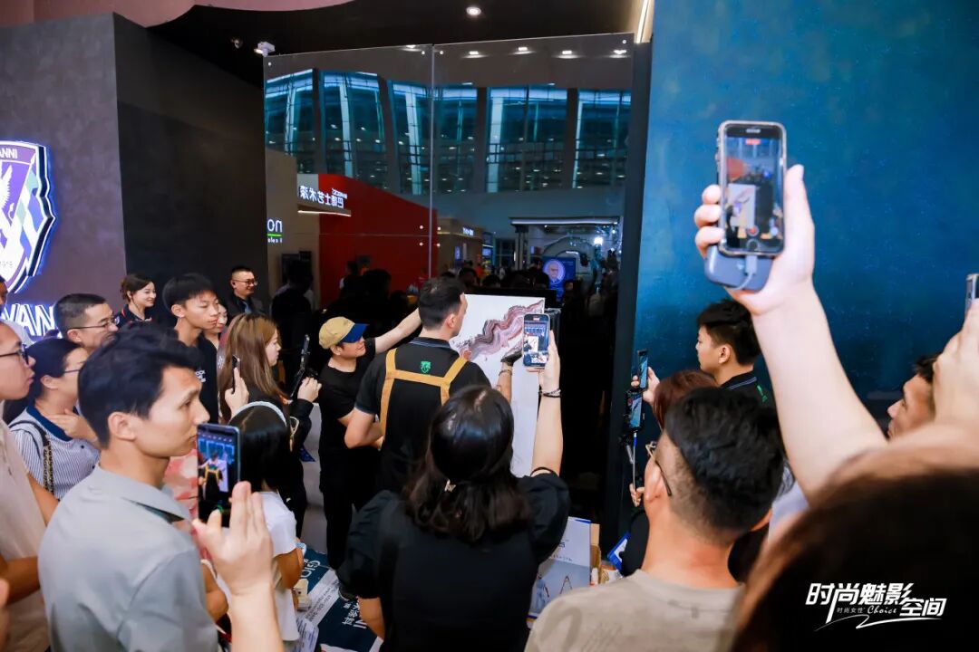 “重构时尚尺度 定义女性美学”乔瓦尼中国建博会创新之旅