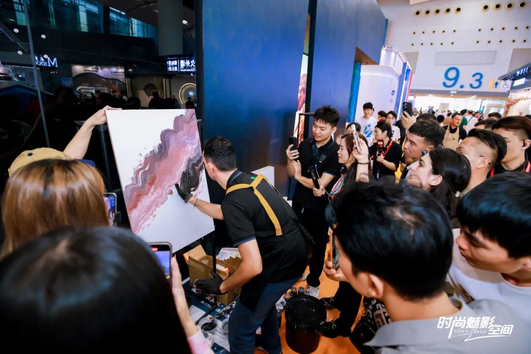 “重构时尚尺度 定义女性美学”乔瓦尼中国建博会创新之旅