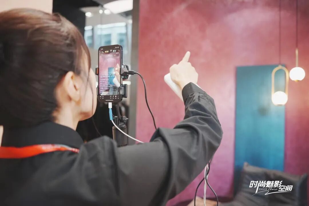 “重构时尚尺度 定义女性美学”乔瓦尼中国建博会创新之旅