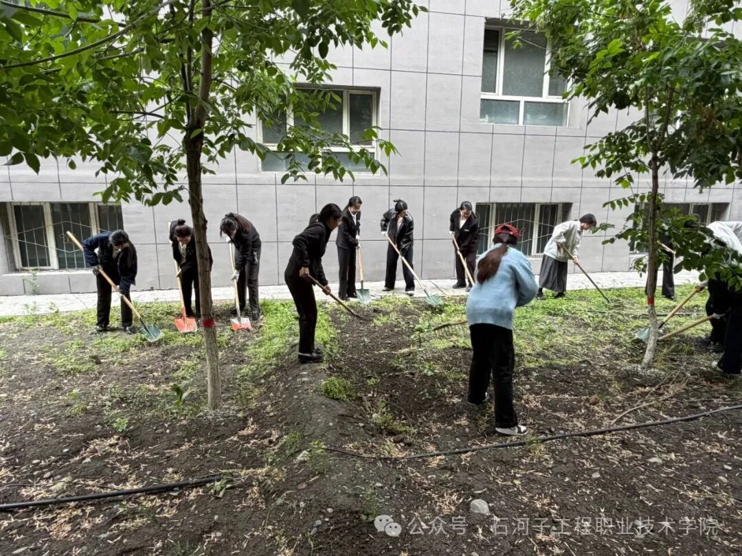劳动践初心 实干显担当—我院食品化工系党支部开展五月主题党日活动