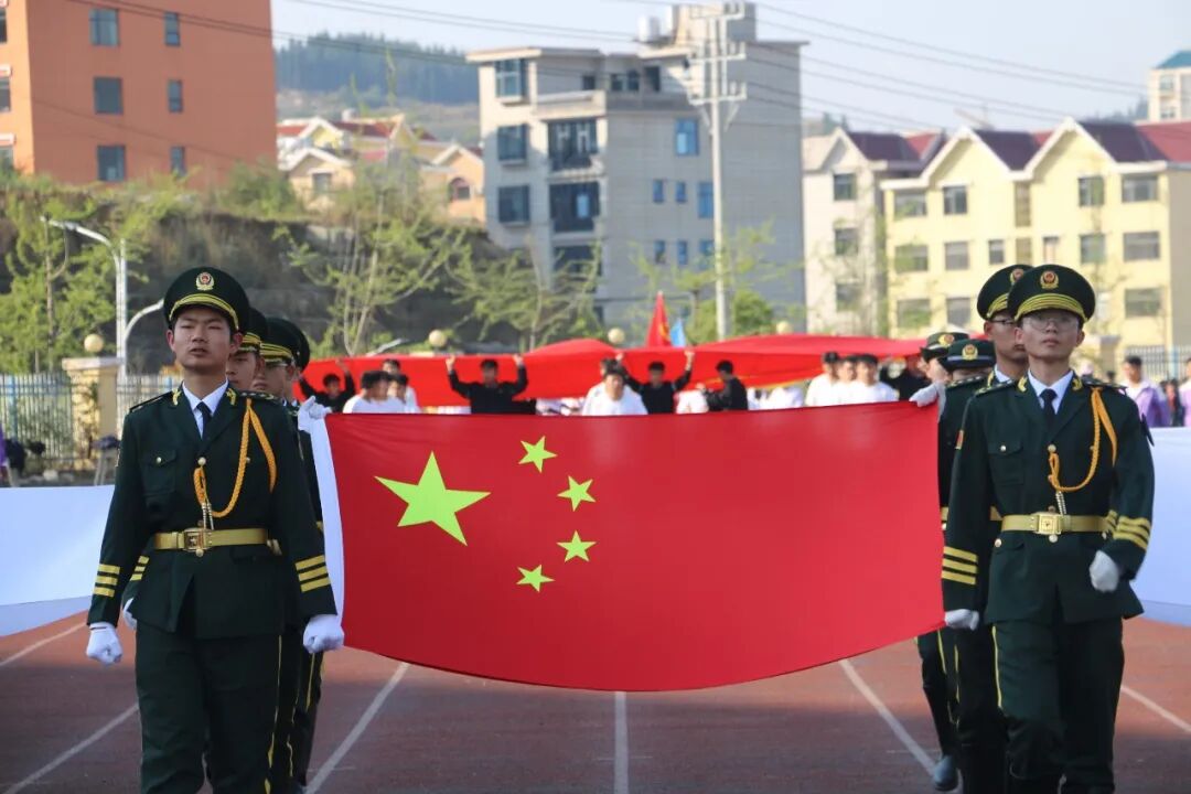 202l貴州高考狀元_貴州狀元高考2021_貴州2023高考狀元