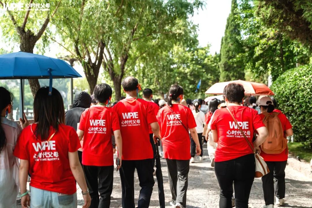 当我们用金钱奖励孩子的进步时，殊不知会让孩子离学习越来越远！