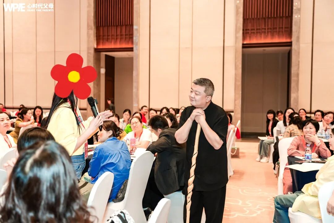 孩子要你给他买5000元的鞋才去上学！你买还是不买？