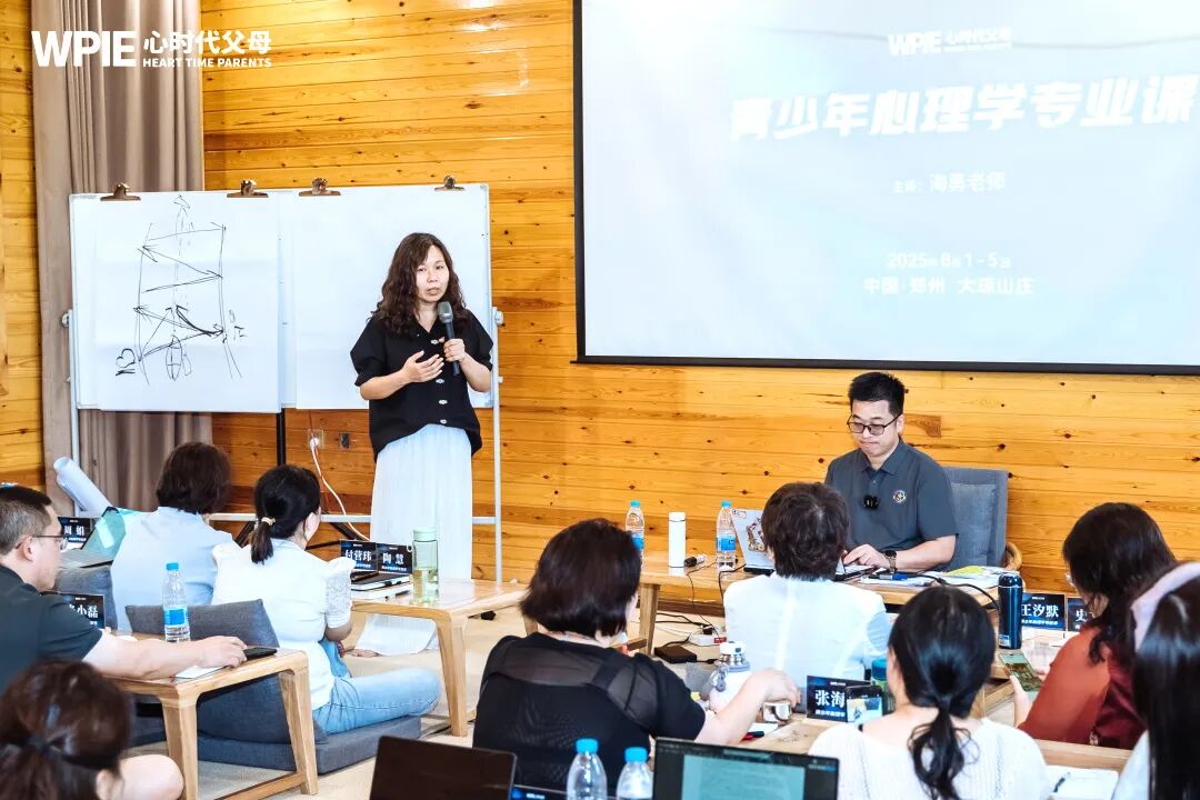 【海勇老师唤醒自驱力】“快点吃、快点走、快点写、快点睡......”你还在催促式教育孩子吗？这样只会毁掉他！